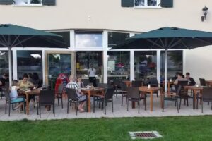 Piazza Castello – Pizzeria & Eisdiele Affing