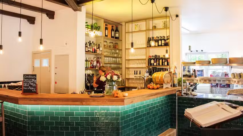 Piazza Italiana Trattoria & Artisan Pizza
