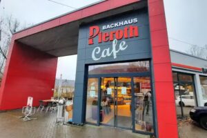 Pieroth&rsquo;s Caf&eacute;