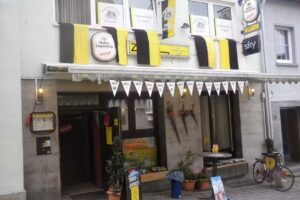 Pilsbar Zentrum / Vesperst&uuml;ble