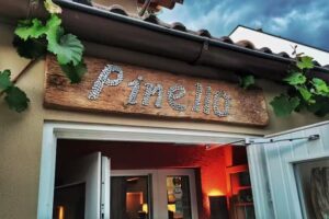 Pinello Restaurant