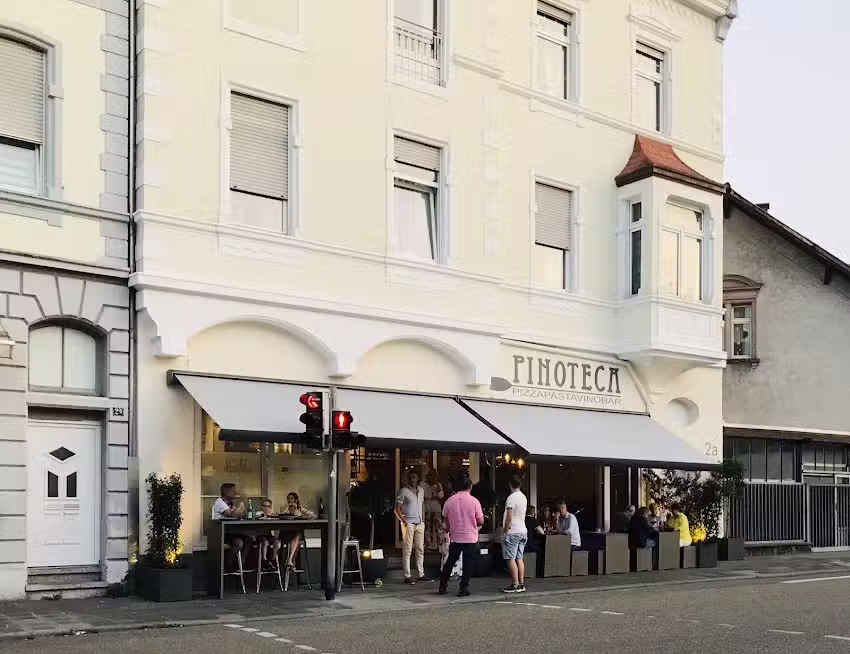 PINOTECA PIZZA PASTA VINOBAR