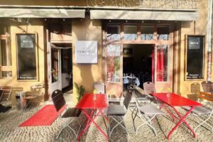 Pirosmani Restaurant