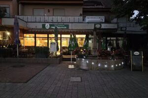 Pizza am Brunnen
