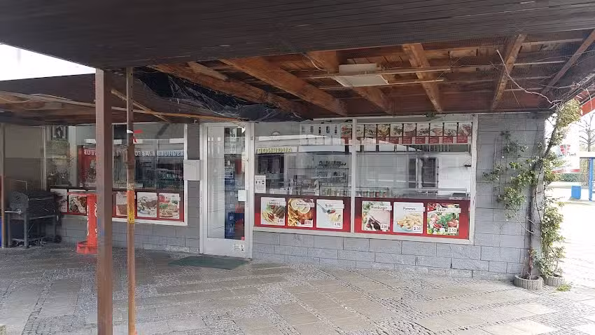 Pizza Bello, C&uuml;neyt Kumas