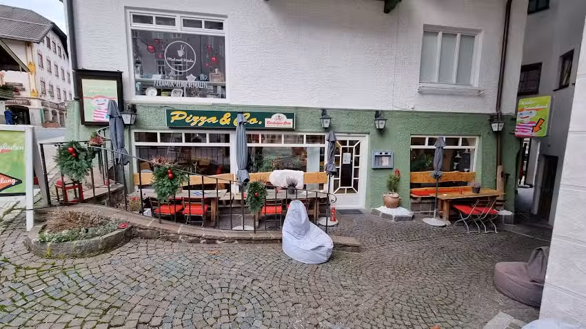 Pizza & Co Ruhpoldings &bdquo;schnittiger Laden&ldquo;