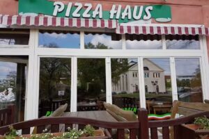 Pizza Haus