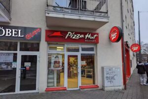 Pizza Hut