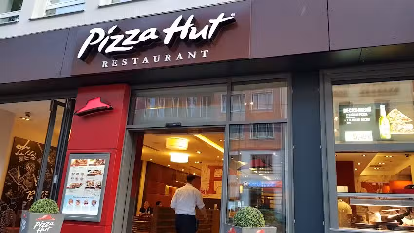 Pizza Hut Restaurant am Stachus