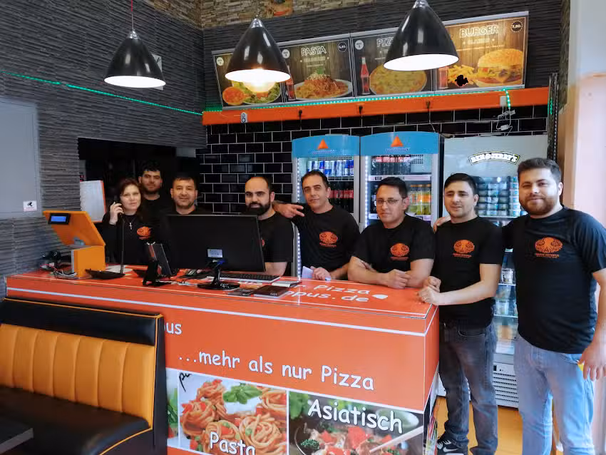 Pizza Orange Octopus Landsberg