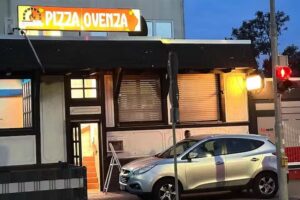 Pizza Ovenza