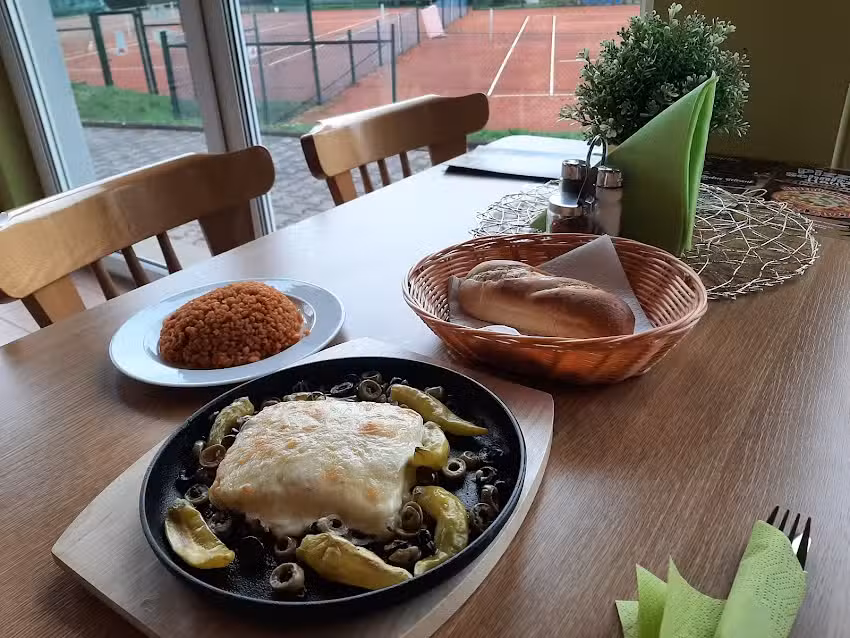 Pizza Schnitzel Haus Urexweiler