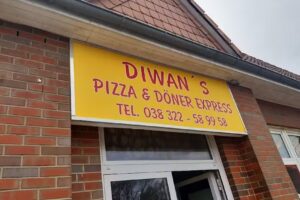 Pizza-Service Ajaykumar Diwan
