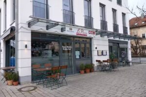 Pizzeria Cafe La Piazza