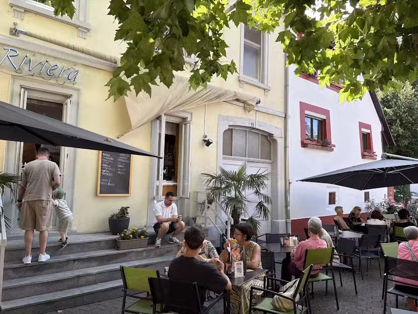 Pizzeria Eiscaf&eacute; Riviera