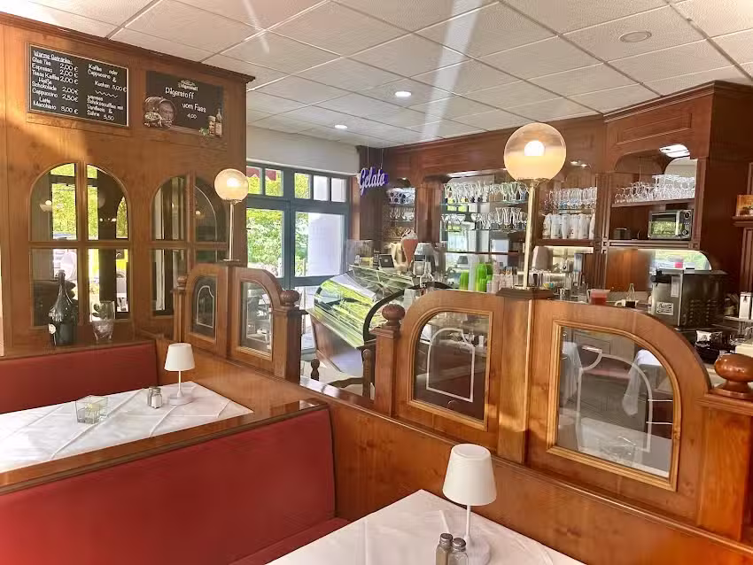 Pizzeria & Eiscaf&eacute; Roma