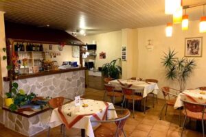 Pizzeria & Eisdiele La Fontana