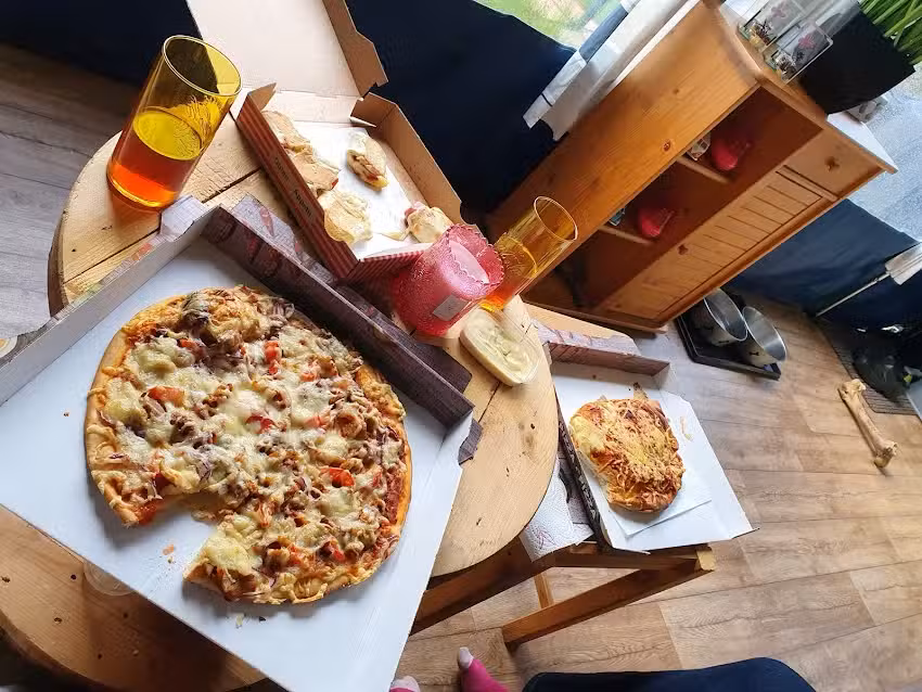 Pizzeria Fantasia im Hallenbad
