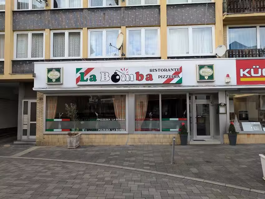 Pizzeria La Bomba