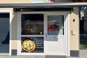 Pizzeria La Piazza – Abholservice