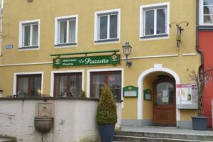 Pizzeria La Piazzetta