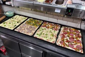 Pizzeria Nuovo Mondo/Party Service/Catering