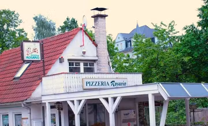 Pizzeria Rosario &ndash; mit Holzofen &bdquo;Seit 1996&ldquo;
