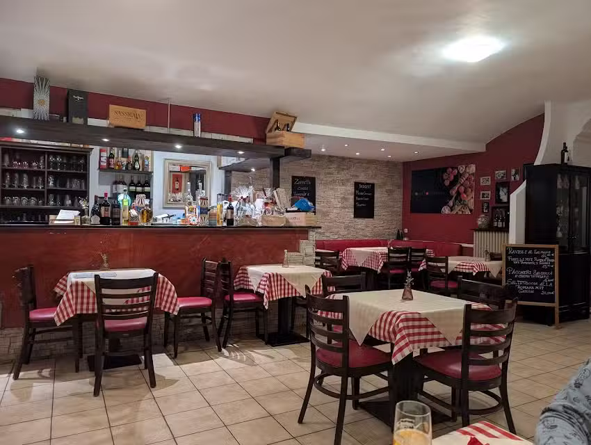 Pizzeria Rosso Pomodoro