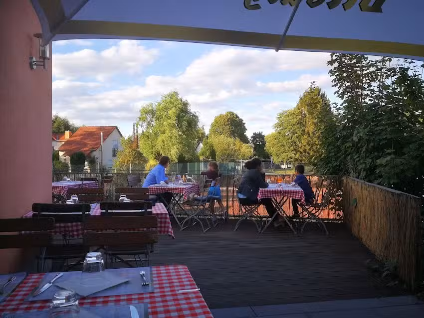Pizzeria & Trattoria Momenti Italiani