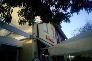 Pizzeria und Gelateria La Veneziana