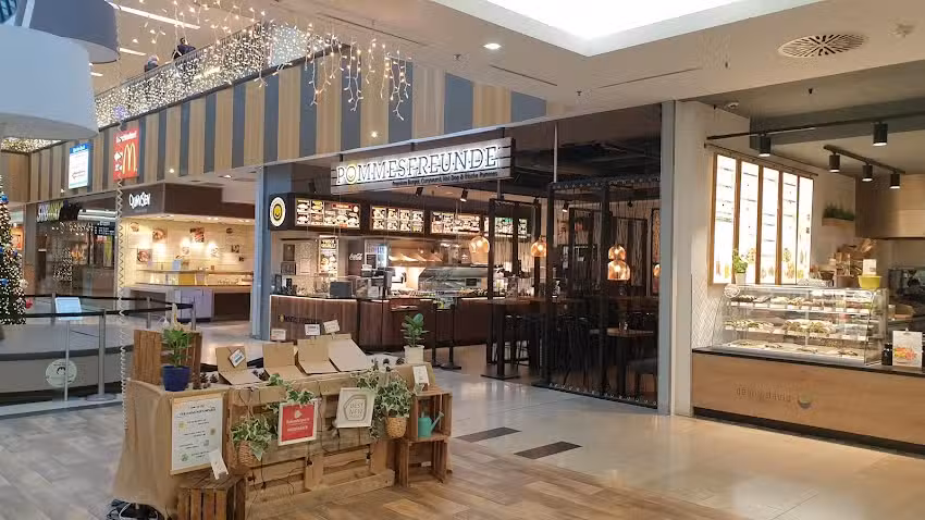 POMMES FREUNDE Regensburg Arcaden