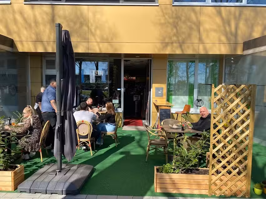 Ponte Vecchio Bar & Pizzeria