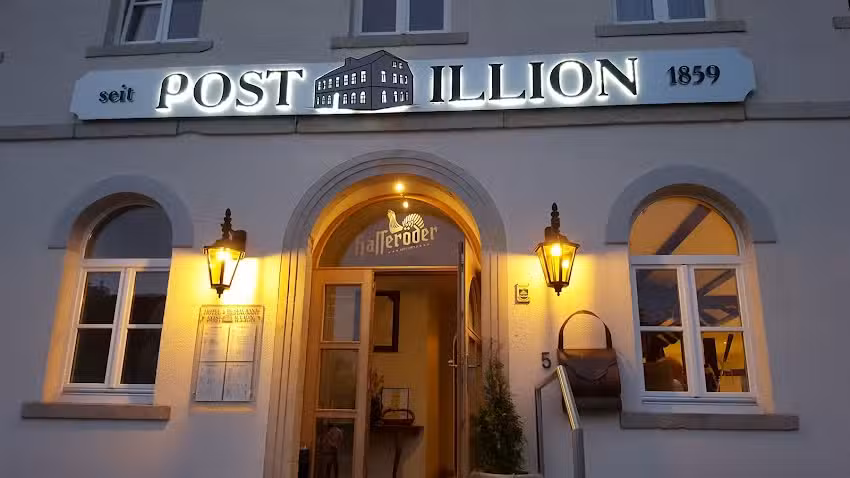 Postillion Hotel & Restaurant