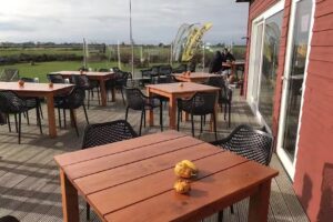 Primesurf Fehmarn – Café & Bistro, Kiteschule & Wingfoil-Center