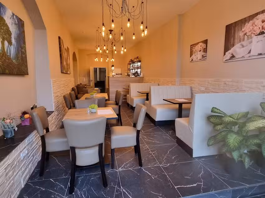 Promenade cafe bistro