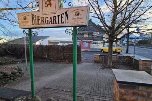 Pub Bistro B 54