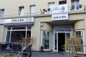 PURPUR Caf&eacute; & Bar