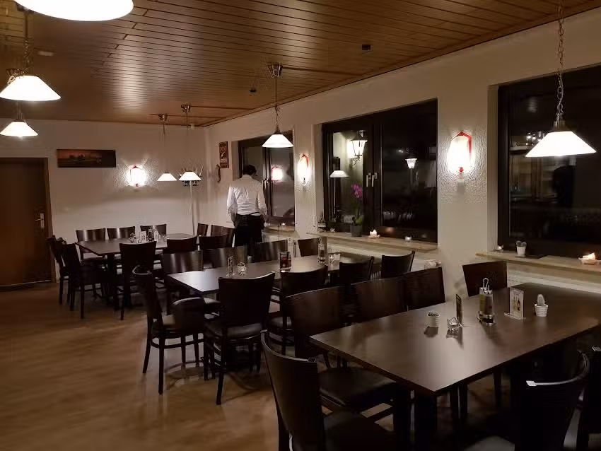 Pusk&aacute;s Restaurant SC Bobenheim-Roxheim