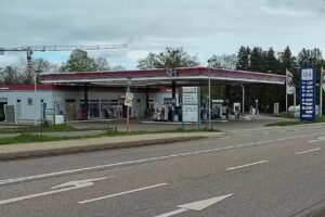 Q1 Tankstelle
