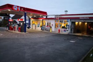 Q1 Tankstelle