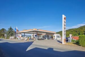 Q1 Tankstelle