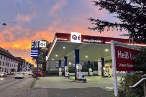 Q1 Tankstelle