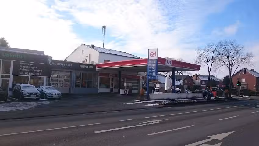 Q1 Tankstelle