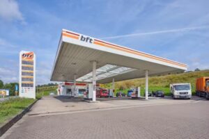 Q1 Tankstelle