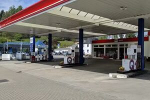 Q1 Tankstelle