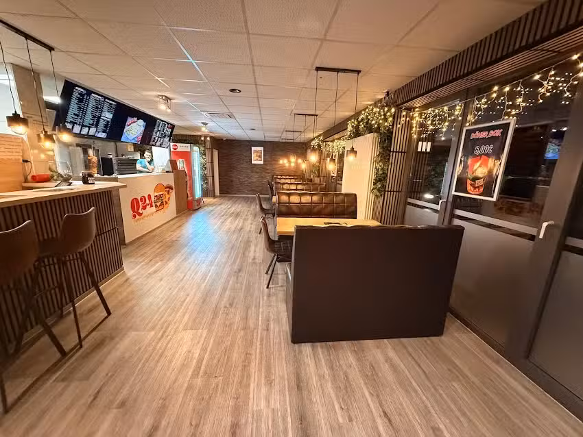 Q24 Burger & Pizza