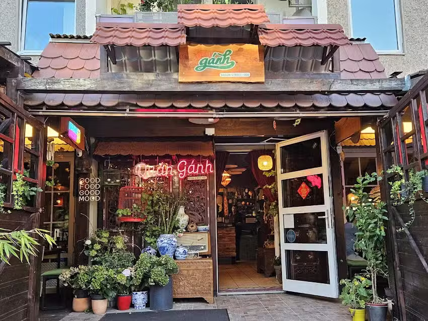 Quan Ganh Restaurant