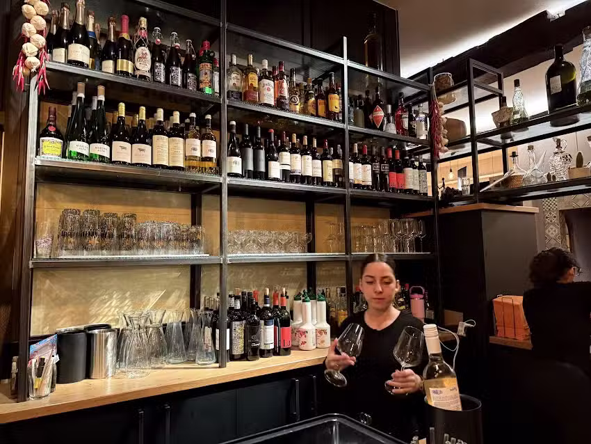 Qu&eacute; Tal Tapasbar