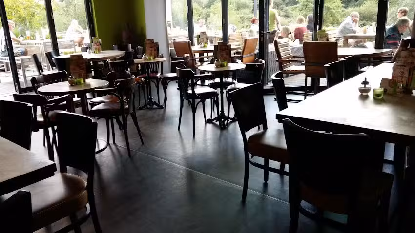 R-Caf&eacute; Neheim