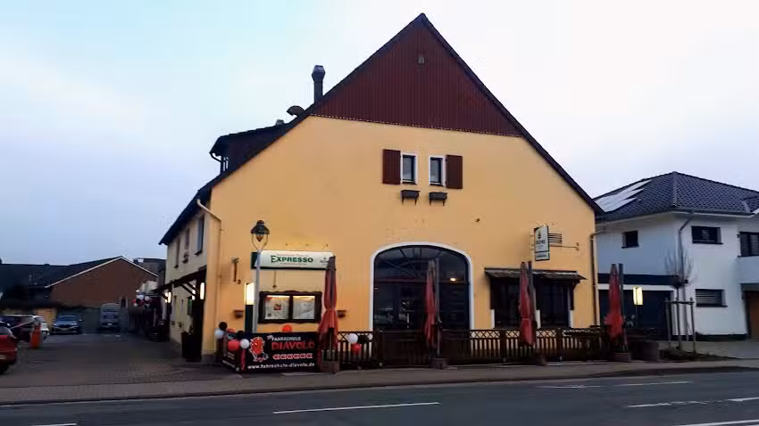 Raffaele Gastst&auml;tten, Restaurants Puoti